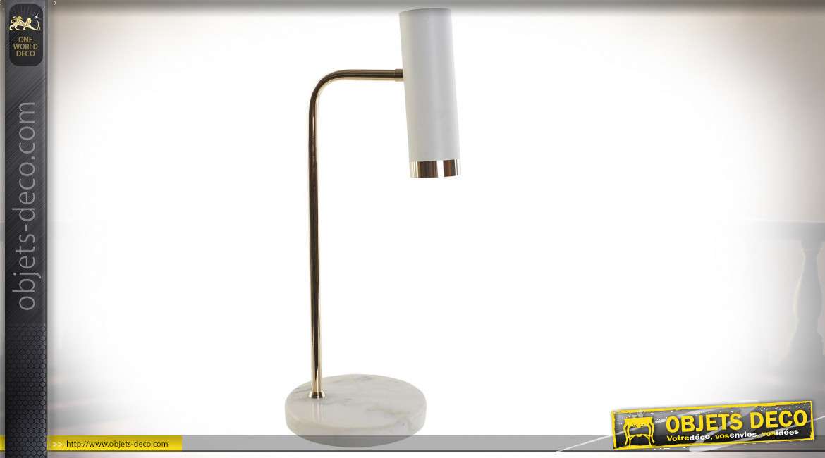 Lampe de bureau style moderne chic en marbre et métal finition blanche et dorée, 50cm