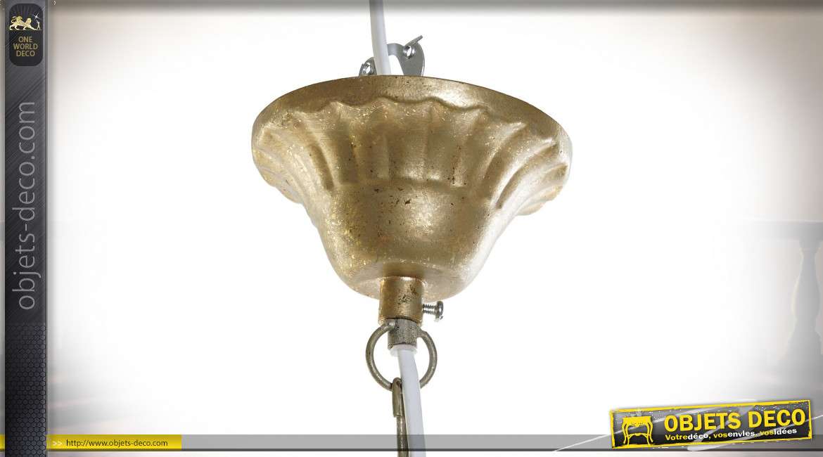 Suspension luminaire esprit boule à facettes oriental finition dorée vieillie, pendeloques en acrylique, 105cm
