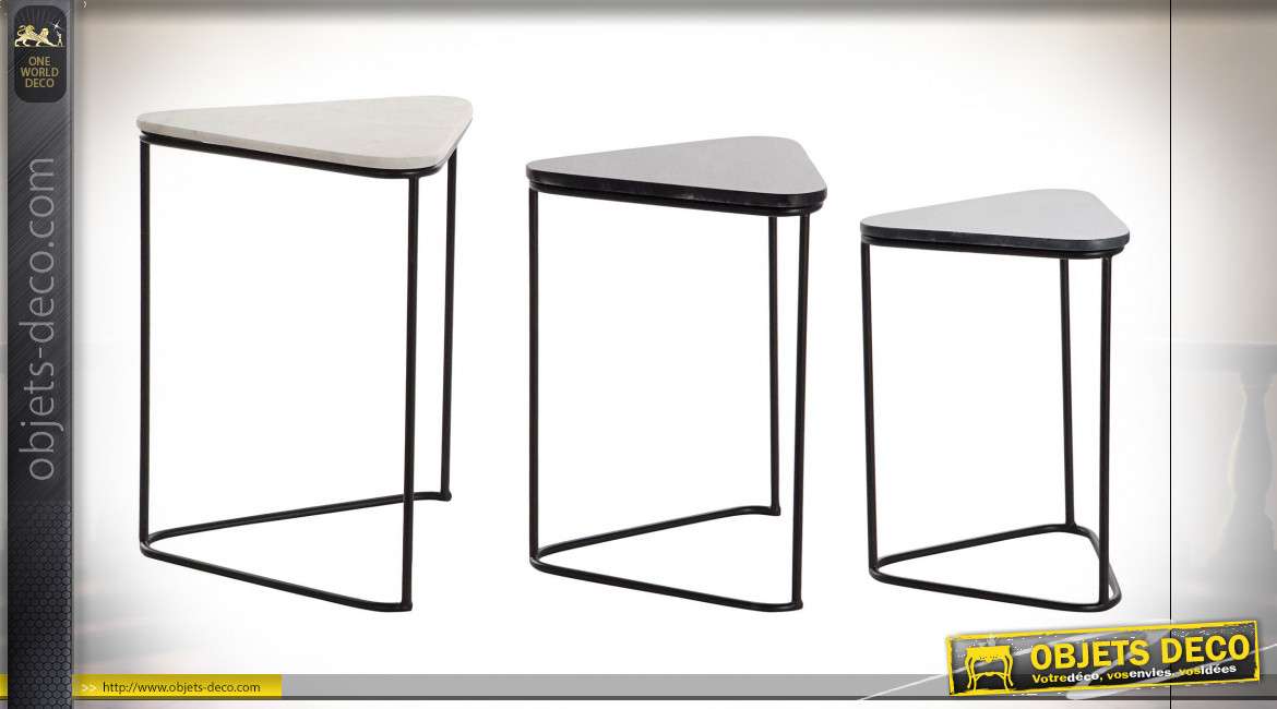 Série de trois tables auxiliaires gigognes en marbre finition beige et noire, style design moderne, 58cm