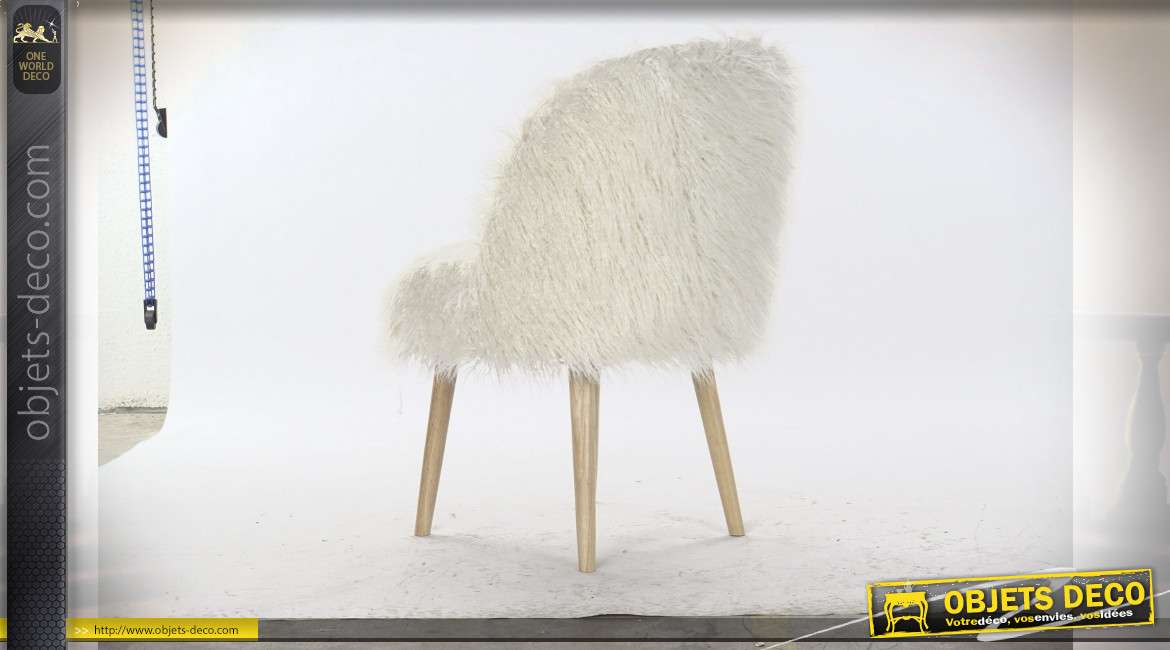 Chaise en bois et fausse fourrure blanche style cosy, 83cm