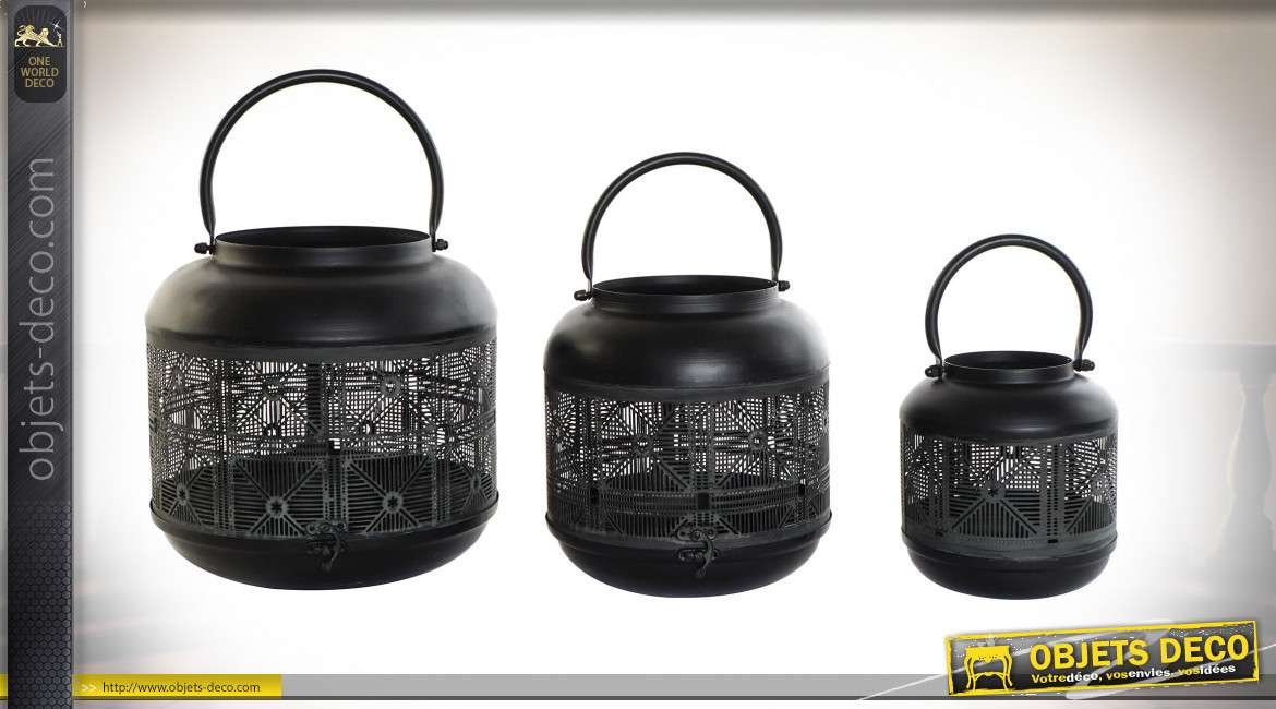 Série de trois lanternes en métal noir, motifs géométriques esprit ethnique, 25cm