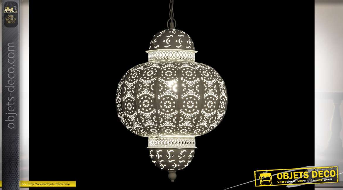 Suspension luminaire blanche esprit moucharabieh de style oriental romantique, 98cm