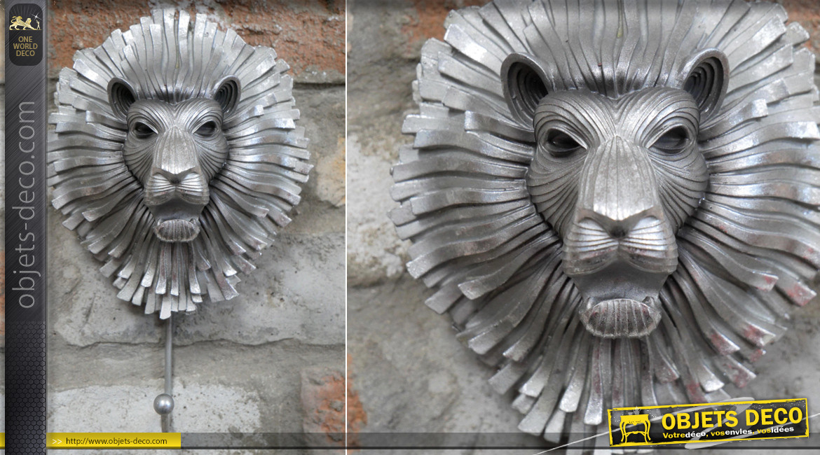 Crochet mural en résine et métal avec tête de lion stylisée esprit ancien heuretoir de porte, finition acier, 24cm