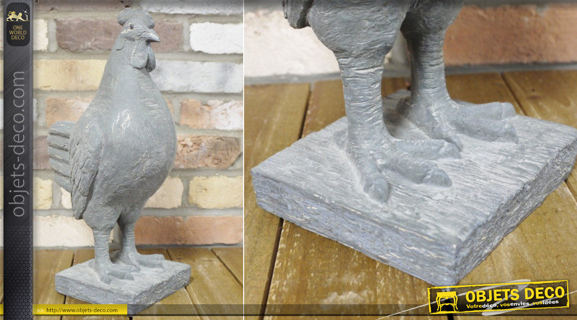 Poule en résine effet pierre montée sur socle, finition gris ciment vieilli, ambiance campagne d'antan, 41cm