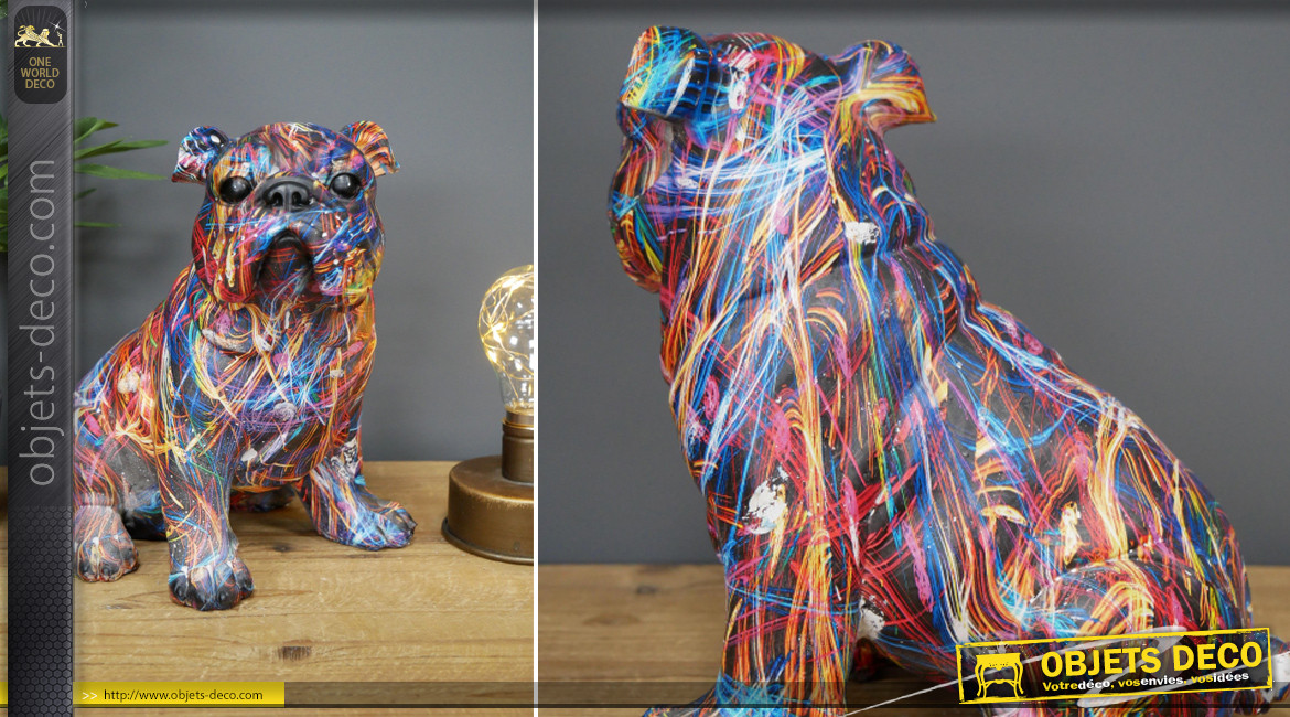 Statuette de bulldog en résine aux finitions modernes et contemporaines, ambiance design coloré, 22cm