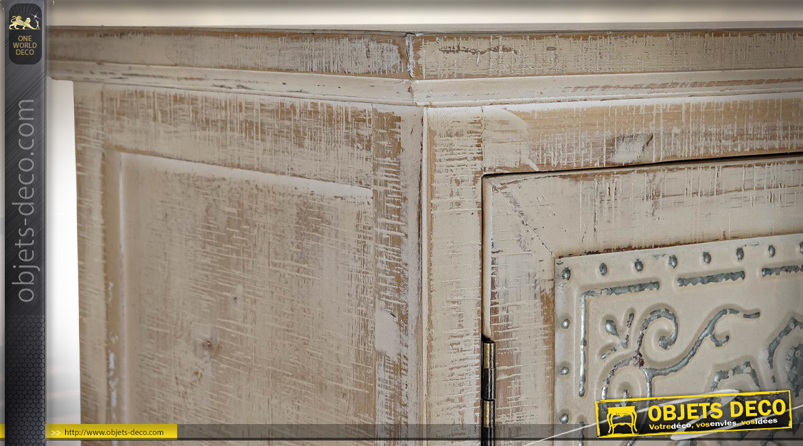 Armoire colonne 1 porte style oriental patine blanche vieillie 160 cm