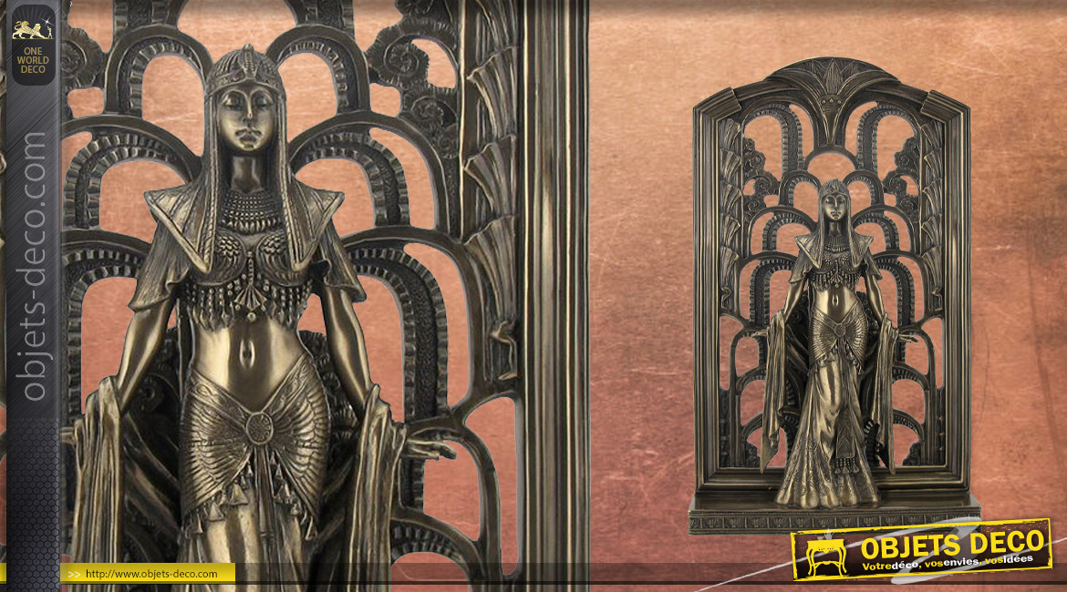 Représentation d'une grande reine de l'ancienne égypte, en résine finition vieux bronze, collection Divinités, 29cm