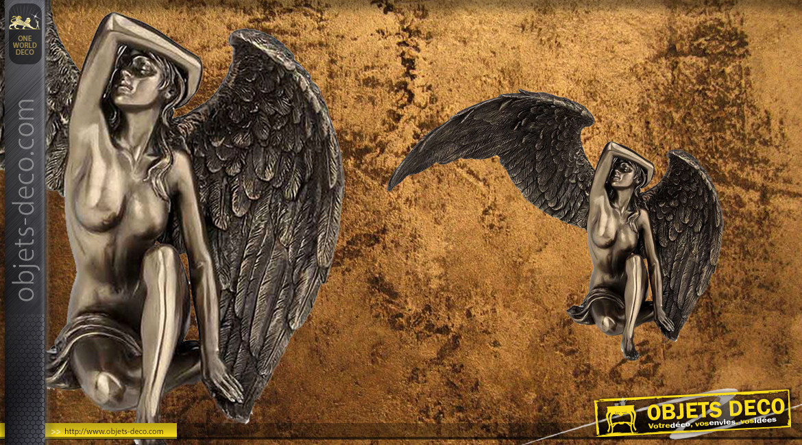 Dénudée et féerique, représentation d'un ange féminin tombé du ciel, en résine finition bronze reflets dorés, collection Nudités, 24,5cm