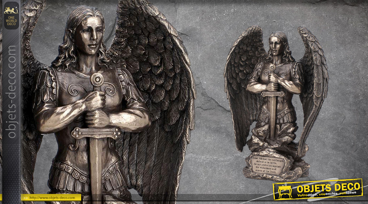 Archange Saint-Michel, représentation de l'ange divin en armure, en résine finition bronze laiton vieilli, collection Terre des Dieux, 22cm