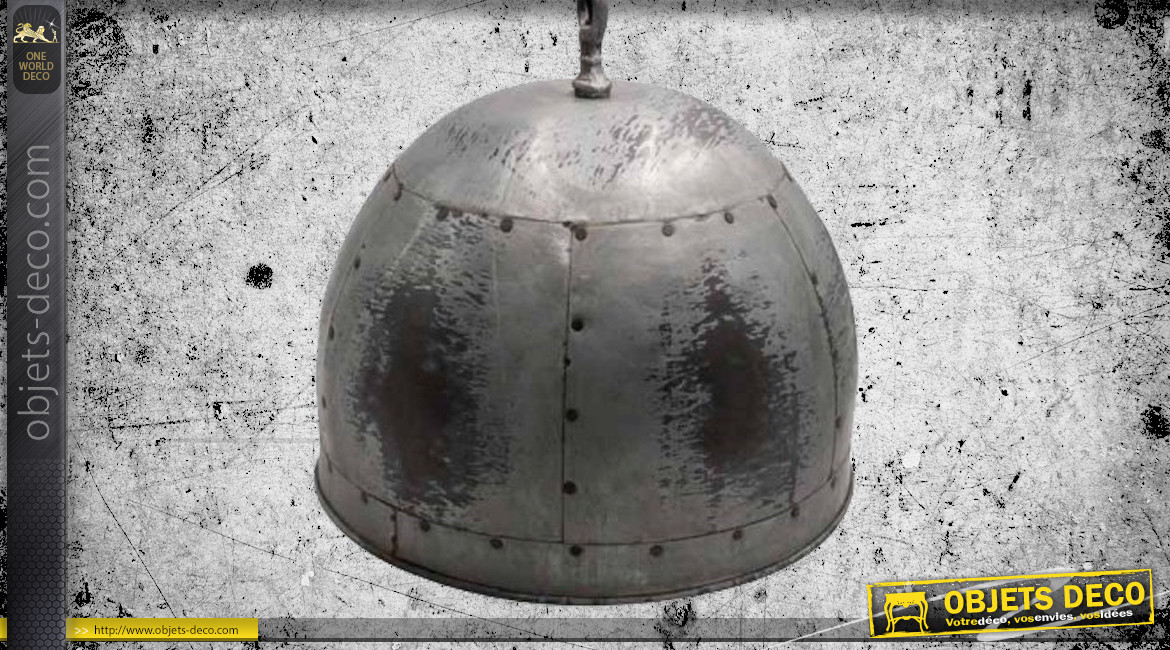 Suspension lumineuse en métal effet vieux zinc, rivets et soudures visibles, forme de cloche, ambiance vieille ferme, Ø42cm