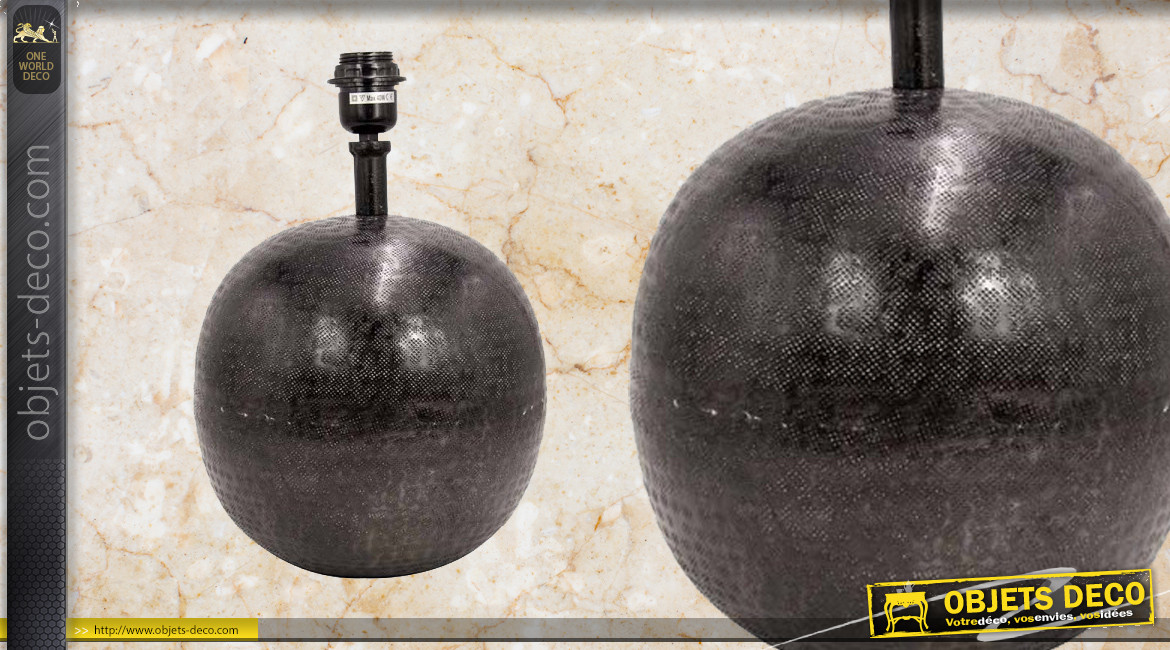 Pied de lampe en forme de boule de Ø26cm, en métal finition noir charbon effet ancien, ambiance chic classique