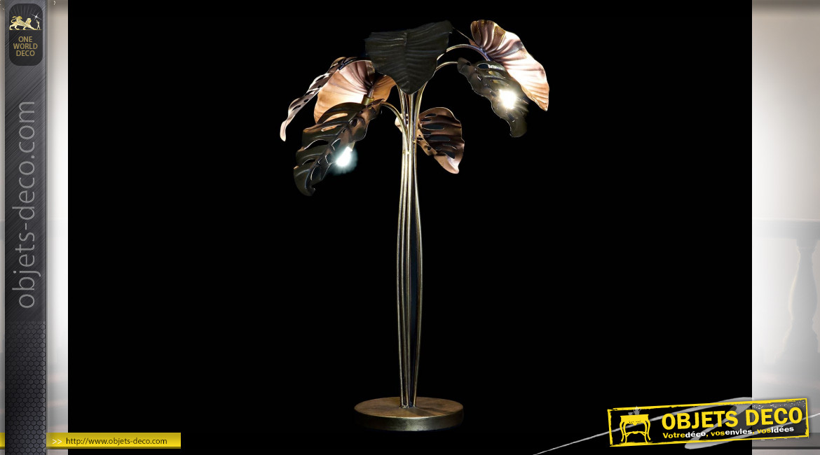 Grande lampe à poser en forme de feuilles finition dorée et rose poudré ambiance moderne chic, 72cm