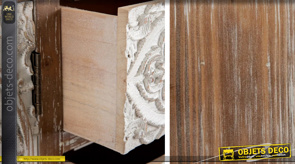 Grande table de chevet en bois sculpté finition blanchie et naturelle, 2 portes et 2 tiroirs, 66cm