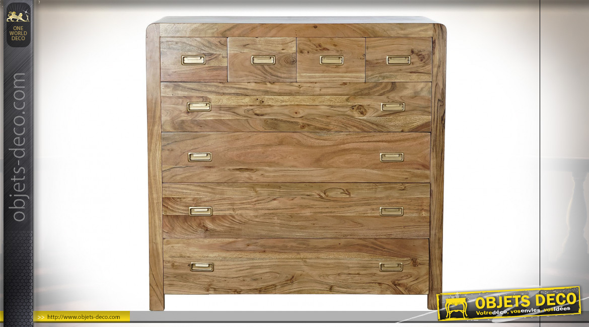 Commode à 8 tiroirs en bois d'acacia finition naturelle et poignées dorées ambiance chalet, 110cm