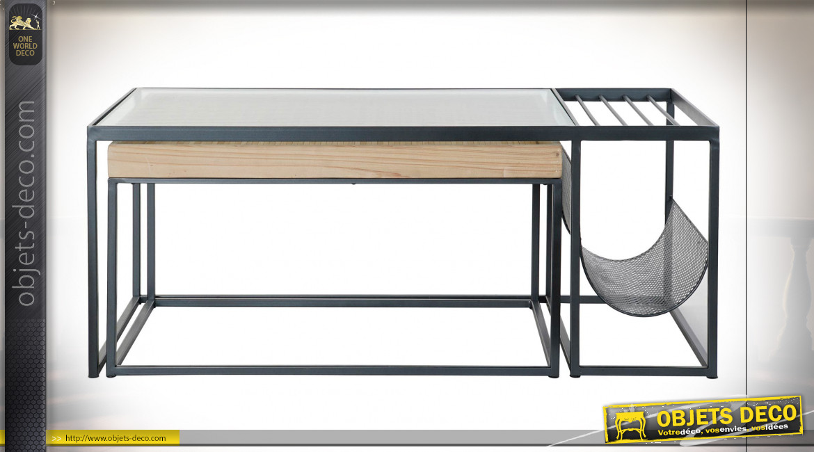 Table basse avec porte revues en métal finition noire, plateau en verre ondulé ambiance industrielle moderne, 110cm