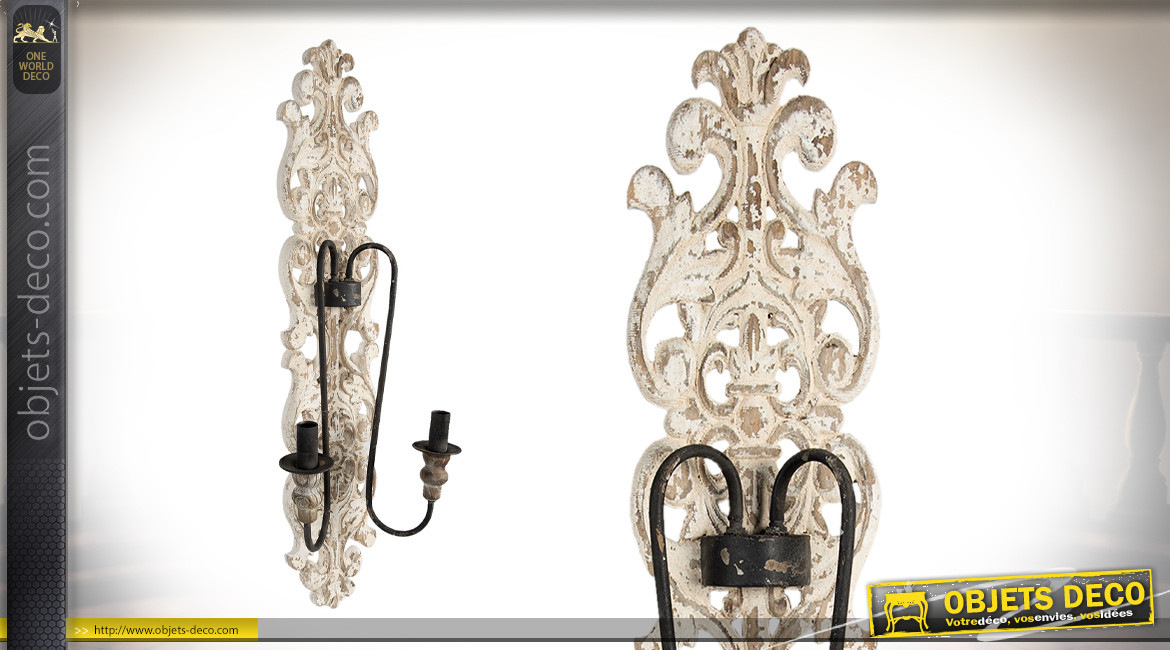 Grande applique en bois sculpté, esprit vieux chandelier avec 2 bras arqués en métal, 95cm