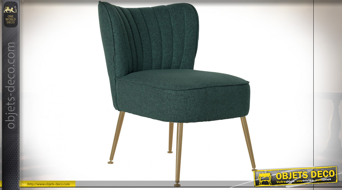 Chaise en polyester finition vert sapin et pieds en métal doré ambiance rétro, 72.5cm