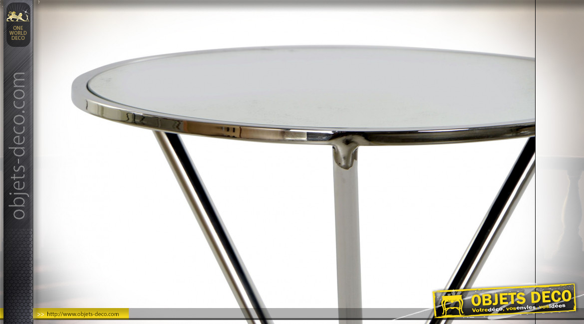 Table d'appoint de style moderne en acier chromé et plateau en verre, 53cm