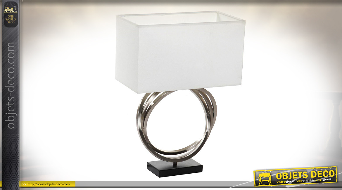 Lampe à poser en métal ajouré finition argentée ambiance moderne, 54cm