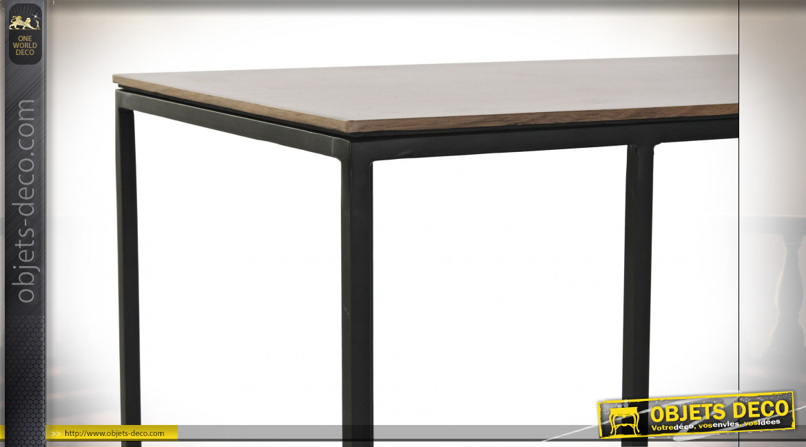 Table auxiliaire en métal finition noire et plateau en bois ambiance industrielle moderne, 61cm