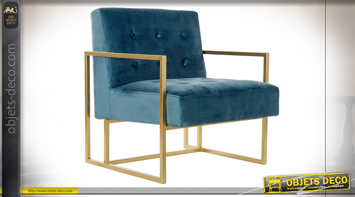 Fauteuil en tissu capitonné effet velours finition bleu marine et pieds en métal doré ambiance moderne, 76cm