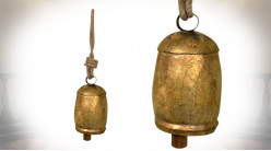 Reproduction d'une cloche en métal finition doré cuivré effet ancien, ambiance montagne, Ø10cm