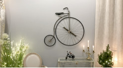 Grand vélo mural en métal, inspiration vélo Peugeot Grand-Bi, finition noir or, 100cm