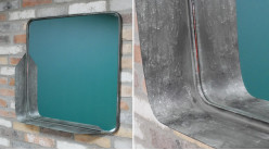 Miroir en métal avec tablette d'appoint, finition zinc vieilli, ambiance indus, 66cm