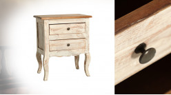Table de chevet en bois finition blanchi usé, 2 tiroirs et pieds galbés, ambiance maison de campagne, 60cm