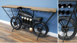 Moto ancienne détournée en meuble bar en métal et plateau en manguier massif, avec rails verres et espace bouteilles, 169cm