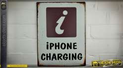 Plaque murale déco vintage en métal : iPhone Charging ! 40 x 30 cm