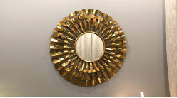 Grand miroir fleur Art Déco ajouré en métal doré et vieilli Ø 89 cm