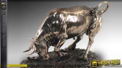 Statuette décorative d'un taureau finition bronze