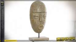 Sculpture sur socle en métal, forme de masque ethnique, effet gravé sculpté, 44cm