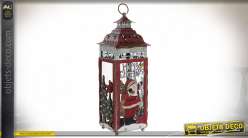 Lanterne en métal décorée sur le thème de Noël