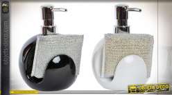 Série de deux doseurs de salle de bain ou cuisine avec éponge métallique intégrée, noir et blanc, 15cm