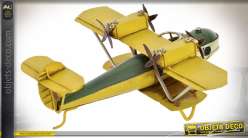 Série de 3 reproductions d'anciens avions biplans, en métal