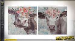 Série de deux toiles représentant 2 vaches couronnées de fleurs, ambiance savoyarde, 70x70cm
