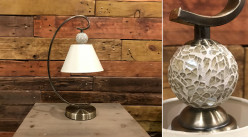 Lampe de salon avec pied galbé en métal finition bronze et abat-jour conique suspendu 47 cm