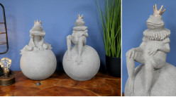 Série de deux statuettes imitation pierre grise, représentation de grenouilles de contes de fées, 40cm