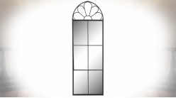 Grand miroir mural en forme de fenêtre métal finition noire, 169cm
