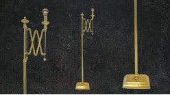Pied de lampadaire avec bras en accordéon, en métal finition doré effet brillant, base carrée, 146cm