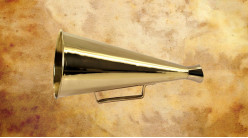 Mégaphone en laiton doré avec poignée, Ø15cm - 33cm de long