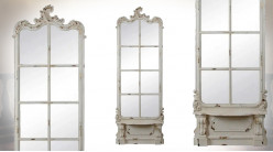 Très grand miroir de 215cm en bois, esprit baroque classique vieux manoir, finition décapée