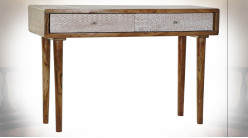 Console en bois d'acacia finition brun foncé, 2 tiroirs avec motifs de formes géométriqués patinées blanc esprit Boho, 118cm
