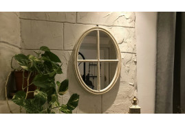Miroir décoratif en bois finition naturel blanchi, forme arrondie esprit fenêtre
