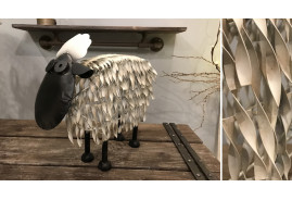 Représentation d’un mouton en métal, pour déco jardin/balcon