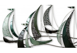Grande décoration en métal représentant des voiliers, déco murale très ajourée
