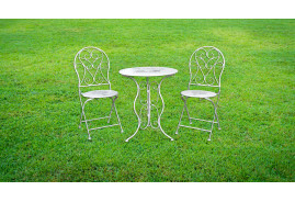 Saon de jardin de charme en métal, façon salon de jardin fer forgé coloris blanc, avec table et 2 chaises.