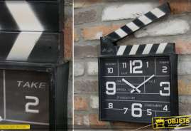 Horloge en métal thème cinéma en forme d’ancien clap de tournage